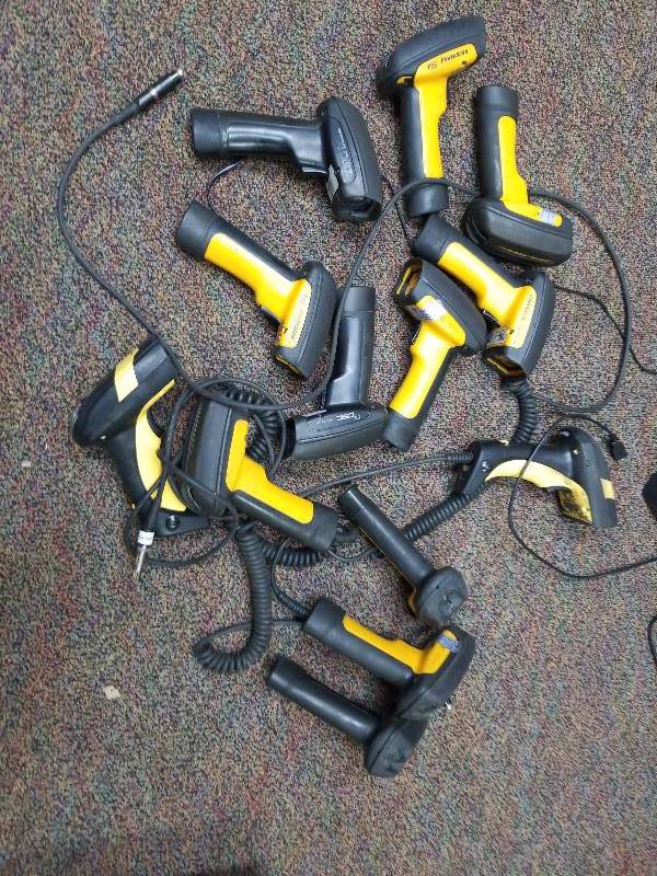lot 5682 image: Lot of 13 barcode scanners