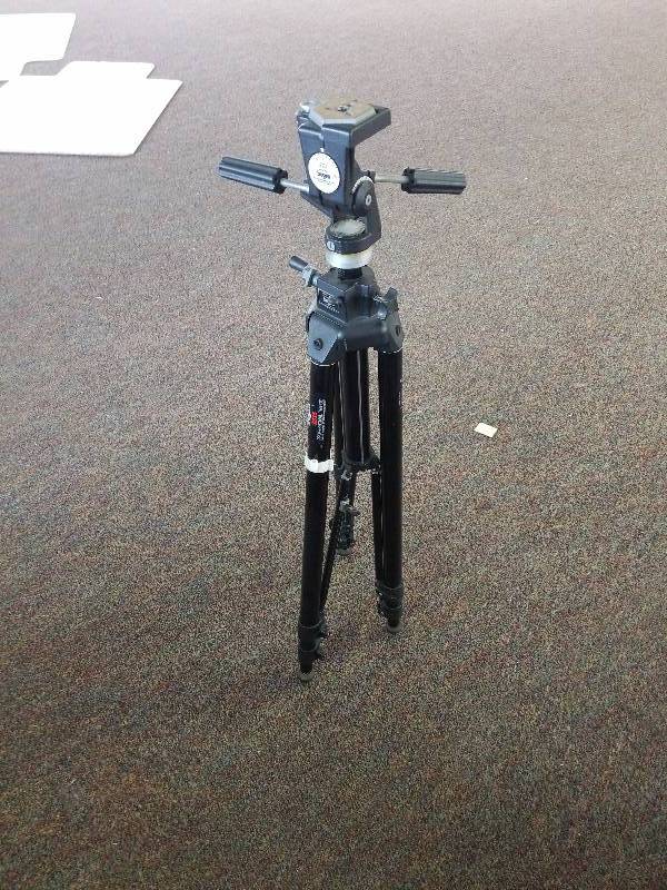 lot 5697 image: Bien camera tripod