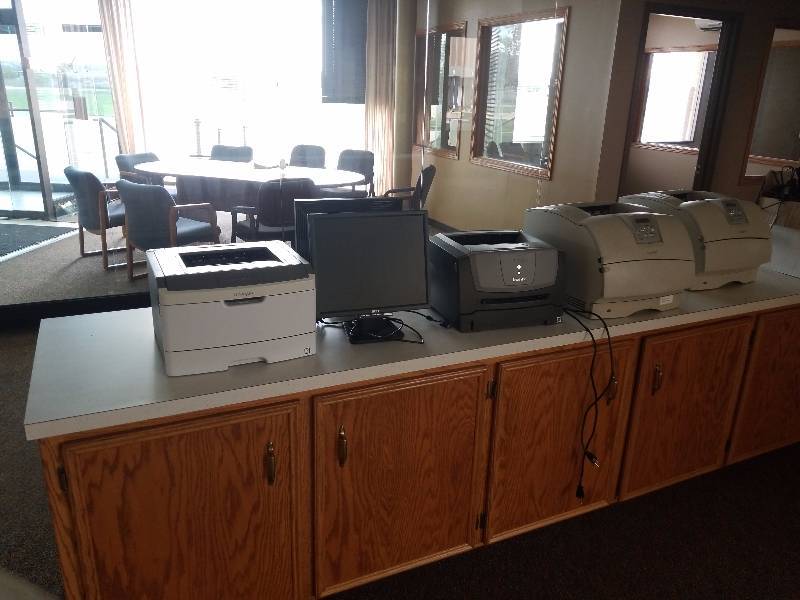 lot 5701 image: Lot of printers and monitors