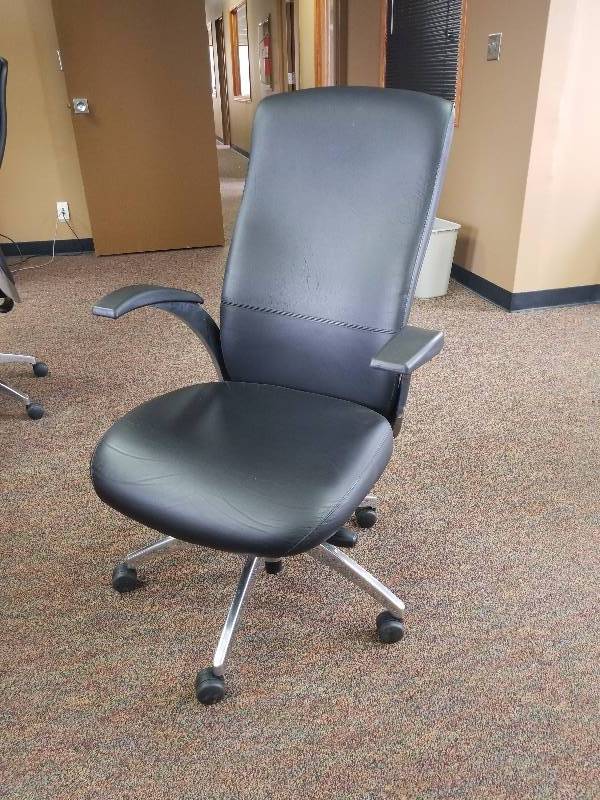 lot 5718 image: Highback conference room chair