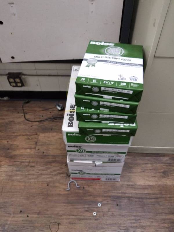 lot 5735 image: 2.5 cases of copy paper