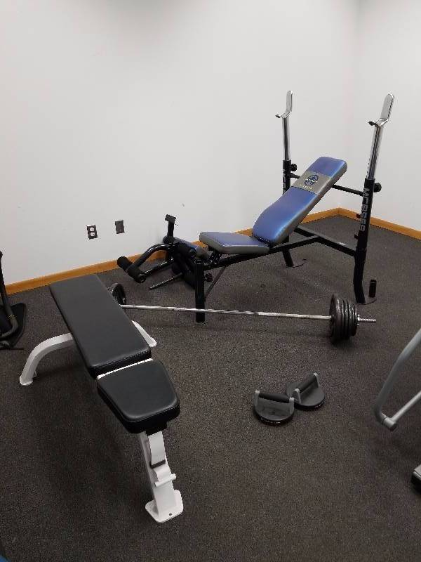 lot 5751 image: Lot of weights and benches
