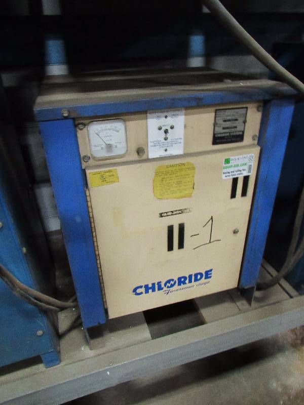 lot 1252 image: Chloride Electric Equipment Battery Charger