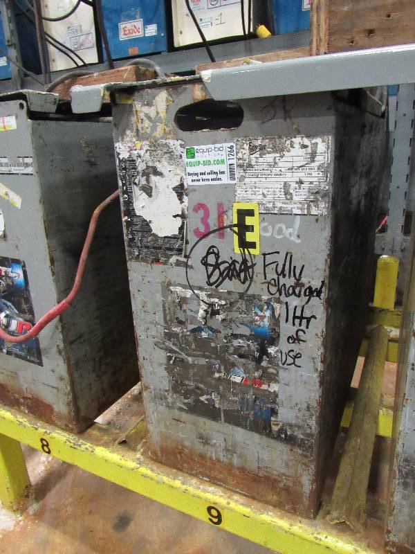 lot 1266 image: 24V Electric Equipment Battery