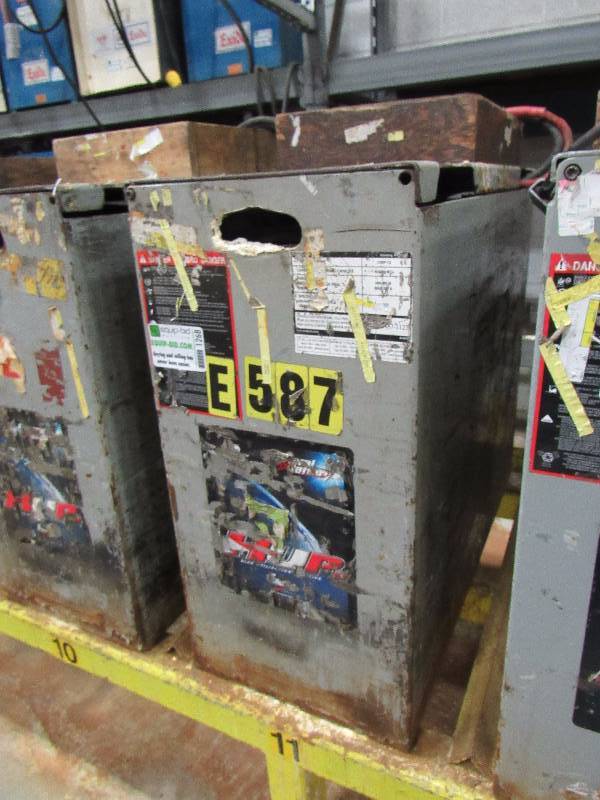 lot 1268 image: 24V Electric Equipment Battery