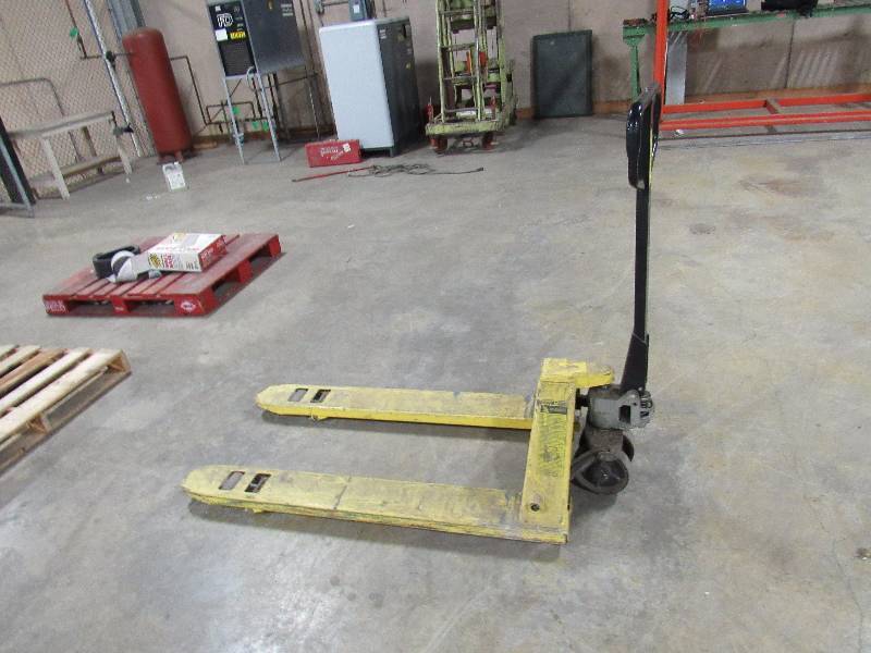 lot 1287 image: Hyster Pallet Jack