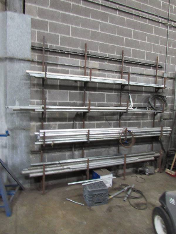 lot 1325 image: Lot Of New Conduit Pieces