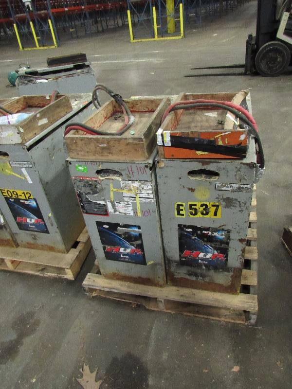 lot 1343 image: Pair Of General Battery HUP Equipment Batteries