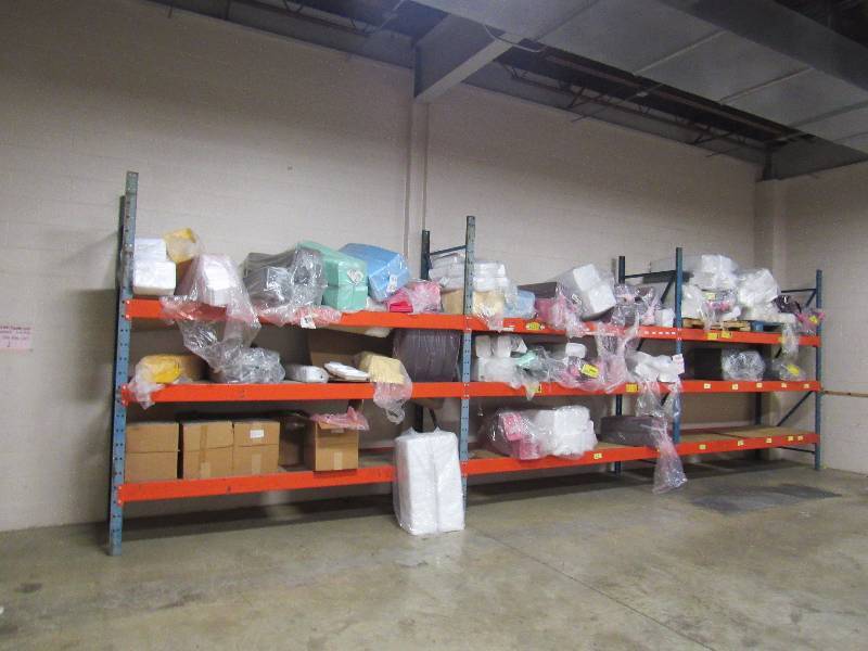 lot 5779 image: Very Large Lot Of Foam Food Packing Products