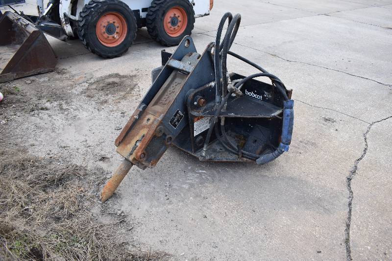 lot 1190 image: Bobcat Concrete Breaker Attachment