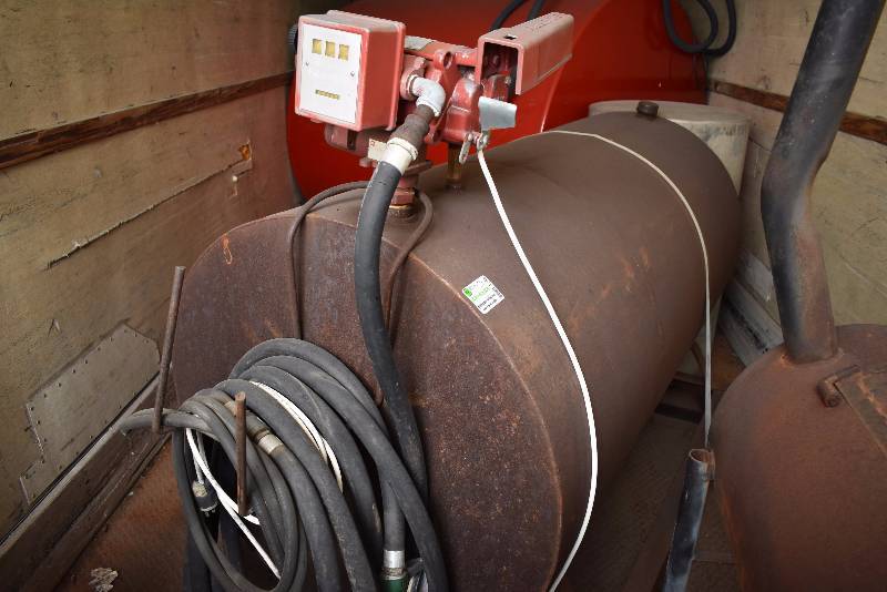 lot 1348 image: Steel Fuel Tank With Pump