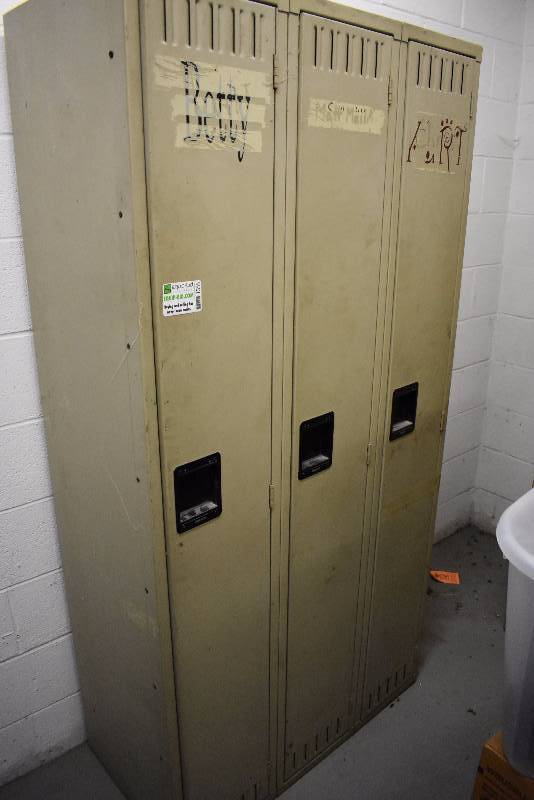 lot 1355 image: Lot Of (2) Locker Sets And A Wooden Storage Cabinet