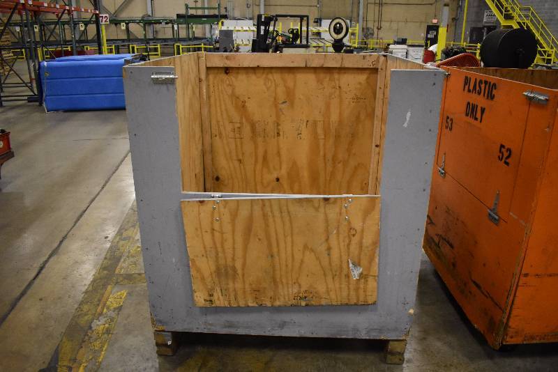 lot 1450 image: Large Well Built Wooden Waste Containers