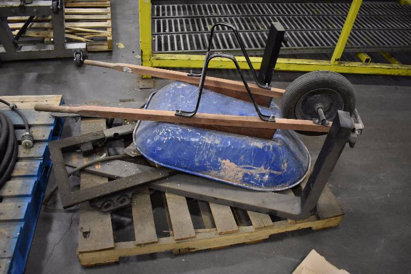 lot 1469 image: Contents Of Pallet