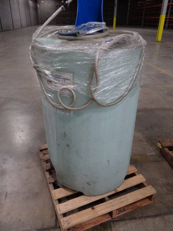 lot 1440 image: Composite Chemical Tank