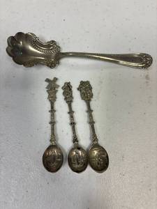 lot 13 image: 4-Vintage spoons, jam spoon, mini souvenir