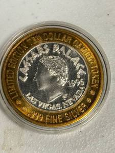 lot 27 image: 1996 limited edition .999 silver, Ten dollar gaming token, ceasers palace