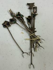 lot 40 image: Vin Alpaca Abalone Shell Inlay Hors Doeuvre Cocktail Appetizerpickle forks, Qty 12