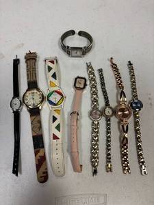 lot 53 image: 9 ladies watches, Quartz