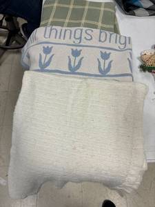 lot 71 image: 3- throws