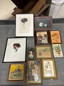 lot 111 image: 11- Vintage small picture frames with pictures