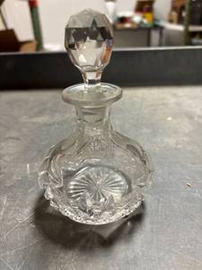 lot 123 image: Vintage Hawkins cruet bottle
