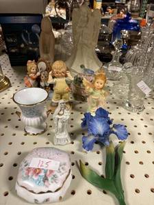 lot 125 image: Misc figurines, trinket boxes, angel statue (musical), Avon flower