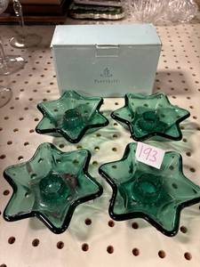 lot 193 image: Candle stick holders, Indiana glass and party lite