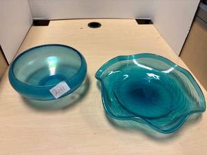 lot 241 image: Blue art glass bowls, one is damaged