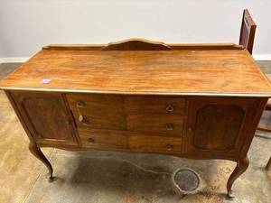 lot 247 image: Abernathy wood buffet
