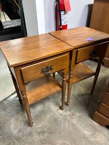 lot 251 image: Ethan Allen nightstands, times the money