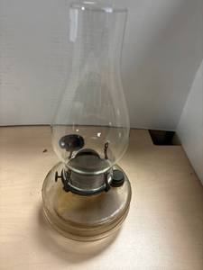 lot 277 image: 18th century glass oil lamp with shade and burner