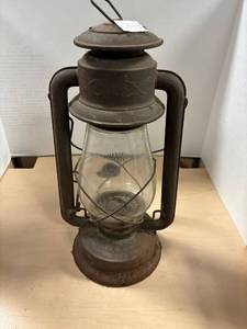 lot 309 image: Antique Townley M and H co. KCMO lantern 15 12 inch tall