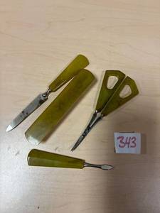 lot 343 image: vintage celluloid manicure set