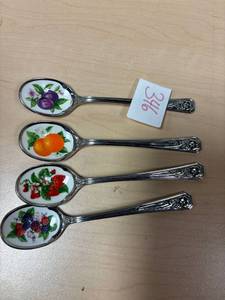 lot 346 image: 4- Avon tea spoons