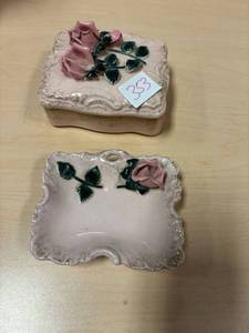 lot 353 image: Vintage porcelain pink trinket box and tray