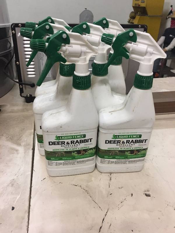 lot 48 image: LOT OF DEER AND RABBIT REPELLENT
