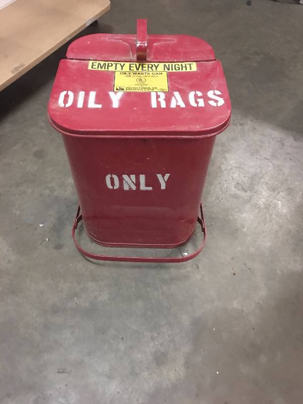 lot 54 image: OILY RAG CAN