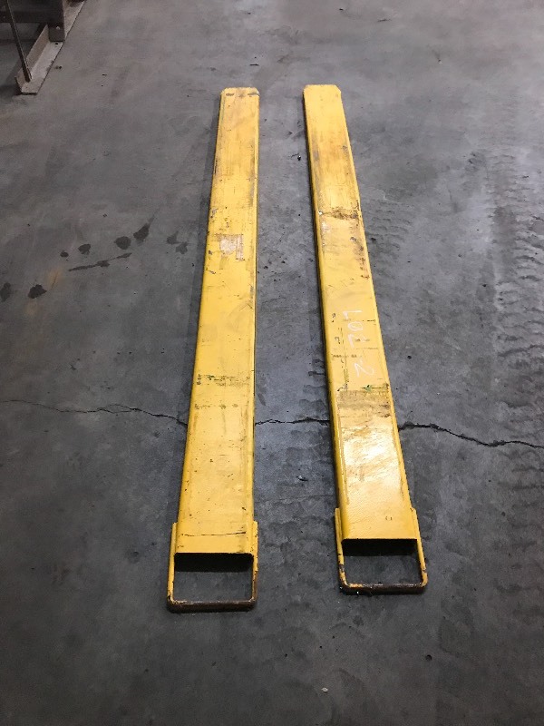 lot 33A image: 7 FORKLIFT FORK EXTENSIONS