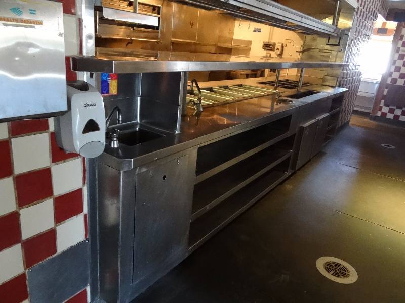 lot 637 image: 26 Fully Stainless Prep Line