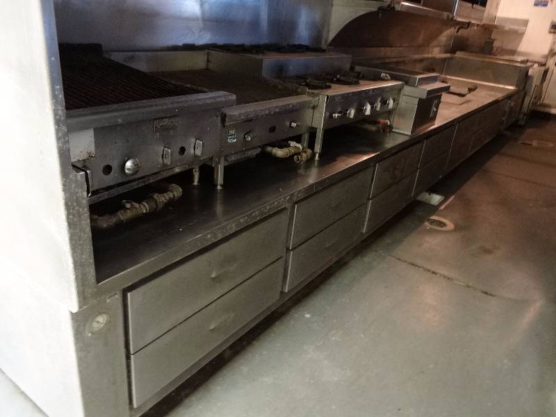 lot 638 image: 23 Fully Stainless Extra Long Equipment Stand