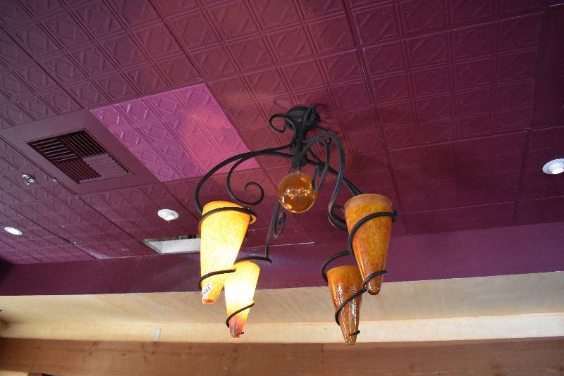 lot 700 image: 36 Tall (4) Bulb Light Fixtures