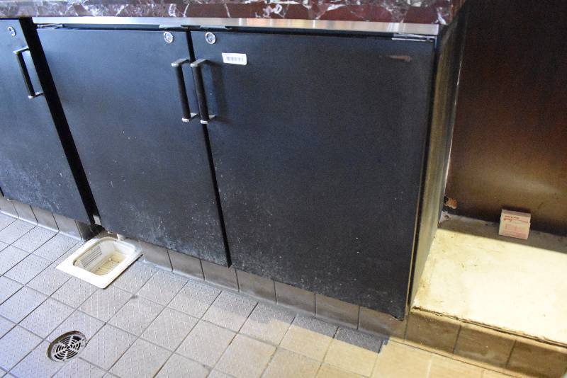 lot 707 image: Perlick (2) Door Kegerator Beer Box