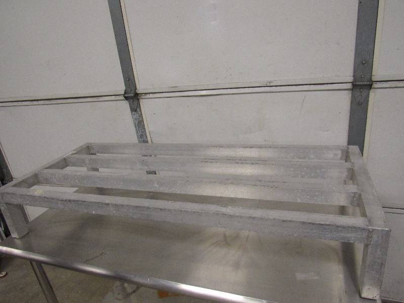 lot 5961 image: 20 X 48 All Aluminum Dunnage Rack