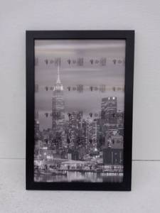 lot 61532 image: 16in x 24in Photo Frame, Black