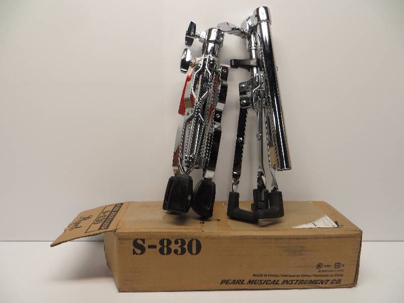 lot 2350 image: Pearl S-830 snare drum stand