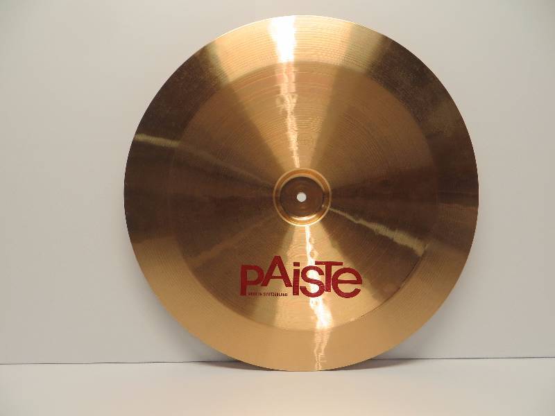 lot 2321 image: Paiste symbol 18