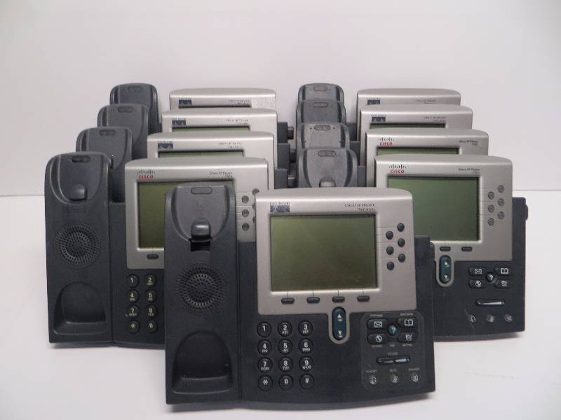 lot 2359 image: Cisco IP phones
