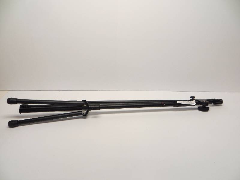 lot 2378 image: Tripod mic stand with fixed regular black