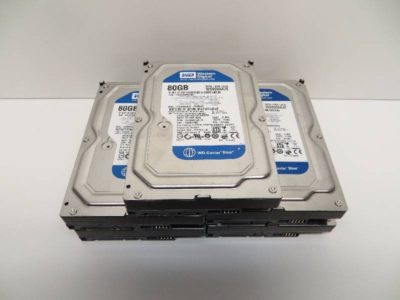 lot 2246 image: Western Digital hard drives